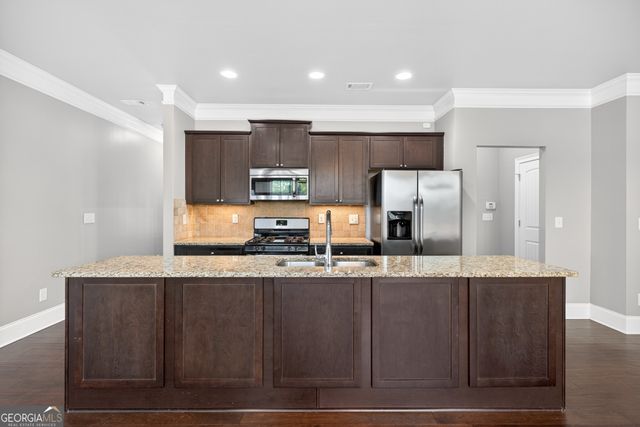 2854 Jordan Oaks Lane, Decatur, GA 30033