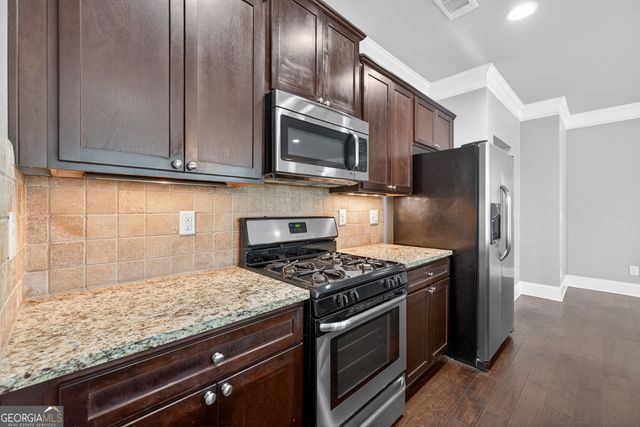 2854 Jordan Oaks Lane, Decatur, GA 30033