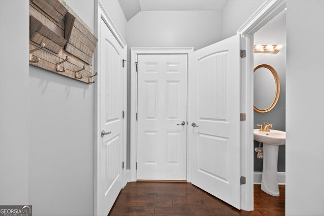 2854 Jordan Oaks Lane, Decatur, GA 30033