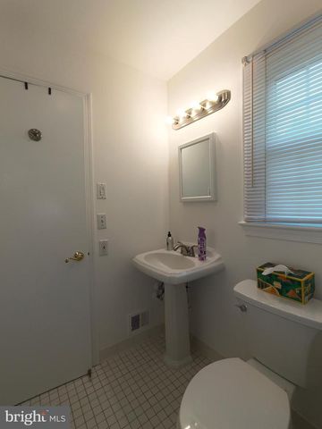 8835 TUCKERMAN LN, Potomac, MD 20854