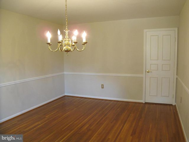 8835 TUCKERMAN LN, Potomac, MD 20854