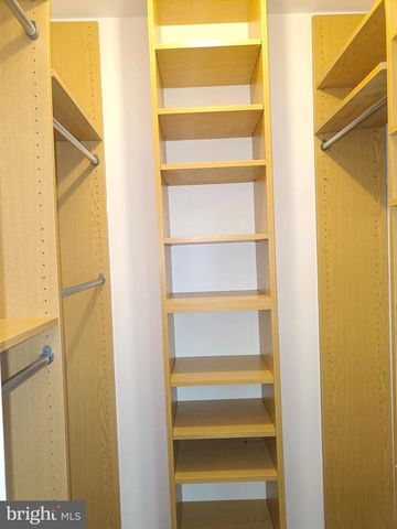 8835 TUCKERMAN LN, Potomac, MD 20854