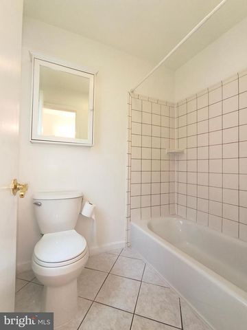 8835 TUCKERMAN LN, Potomac, MD 20854