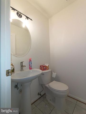 8835 TUCKERMAN LN, Potomac, MD 20854