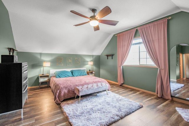 4062 Sunset Terrace N, Brooklyn Park, MN 55443