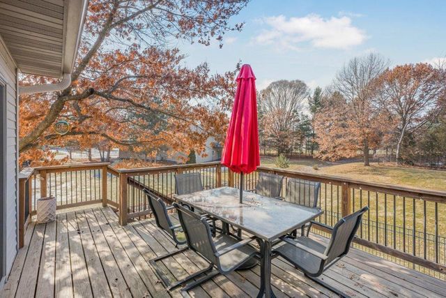 4062 Sunset Terrace N, Brooklyn Park, MN 55443