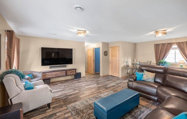 4062 Sunset Terrace N, Brooklyn Park, MN 55443