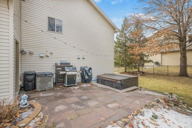 4062 Sunset Terrace N, Brooklyn Park, MN 55443
