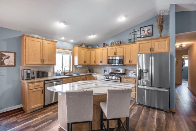 4062 Sunset Terrace N, Brooklyn Park, MN 55443