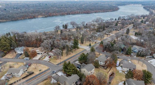 4062 Sunset Terrace N, Brooklyn Park, MN 55443