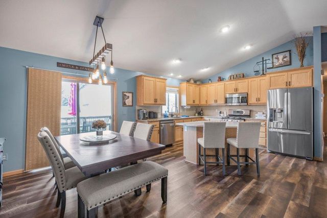 4062 Sunset Terrace N, Brooklyn Park, MN 55443