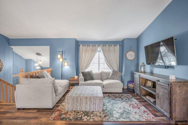 4062 Sunset Terrace N, Brooklyn Park, MN 55443