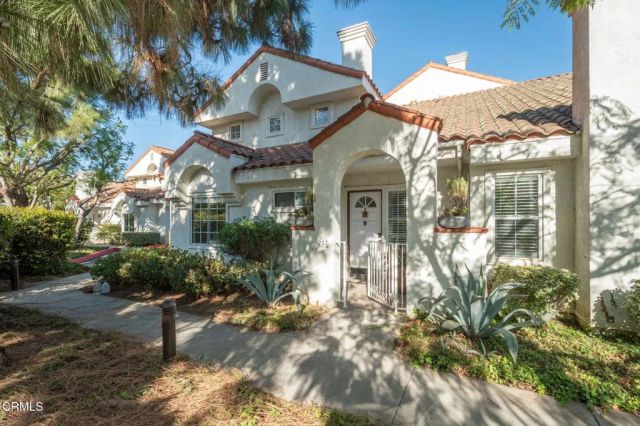 287 Camino Toluca, Camarillo, CA 93010