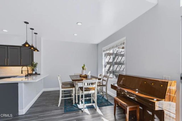 287 Camino Toluca, Camarillo, CA 93010