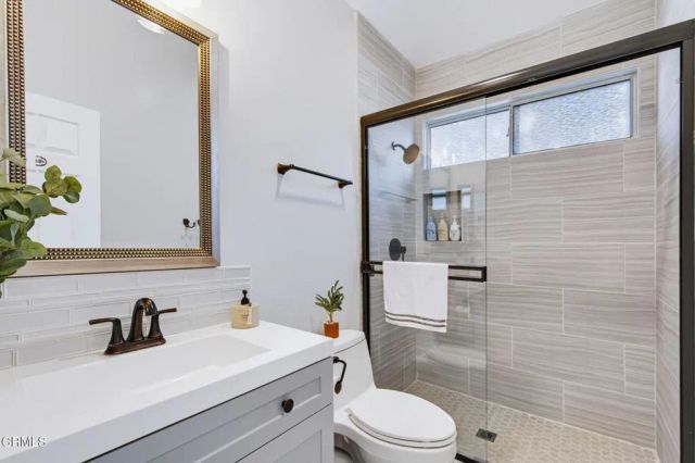 287 Camino Toluca, Camarillo, CA 93010