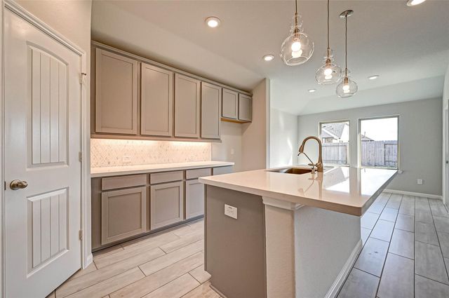 8818 Mugwort Drive, Rosenberg, TX 77469