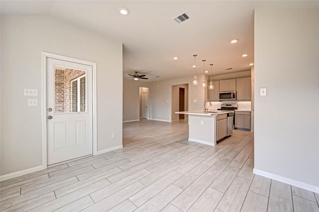 8818 Mugwort Drive, Rosenberg, TX 77469