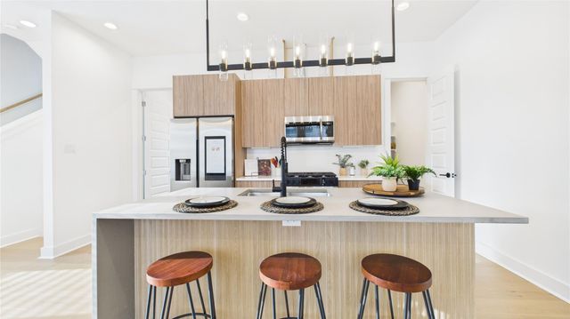 2424 Freeman Street, Houston, TX 77009