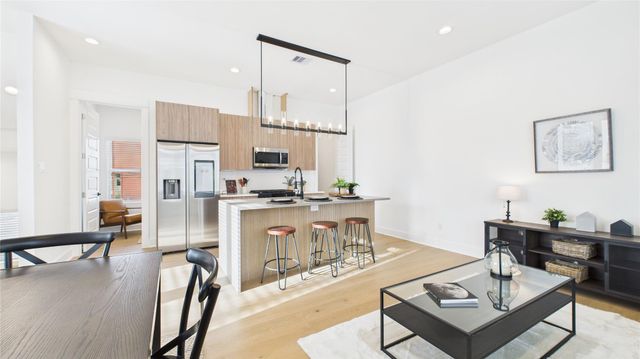 2424 Freeman Street, Houston, TX 77009
