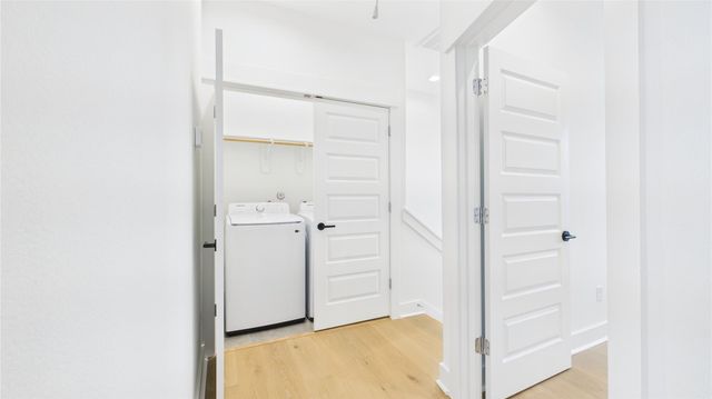 2424 Freeman Street, Houston, TX 77009