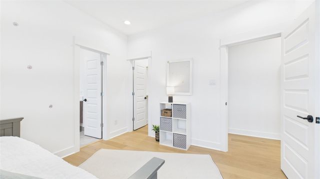 2424 Freeman Street, Houston, TX 77009