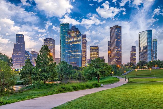 2424 Freeman Street, Houston, TX 77009