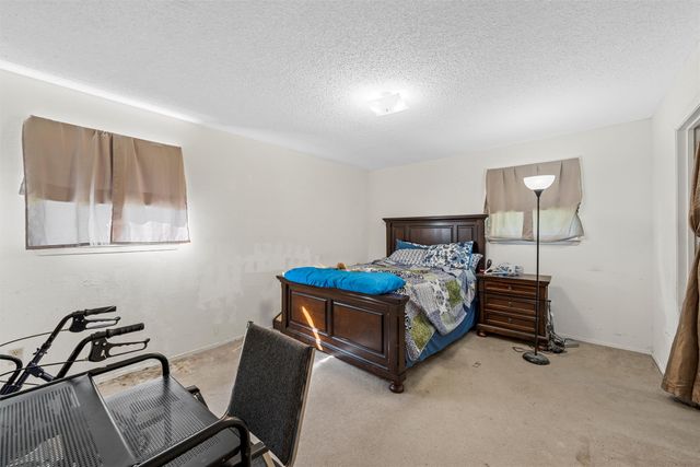 300 Travis Lane, Hewitt, TX 76643