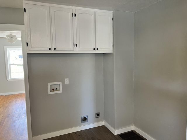 606 W Olive Street, Bolivar, MO 65613