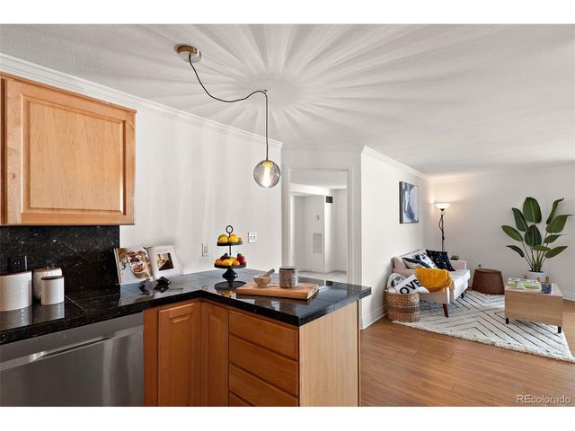 601 W 11th Ave 503, Denver, CO 80204