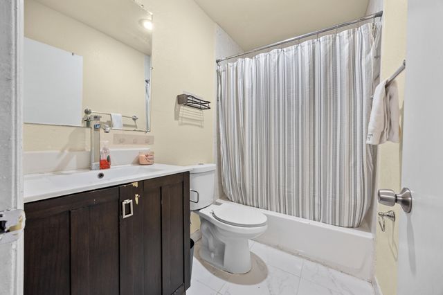 4656 NW 9th Drive 4656, Plantation, FL 33317