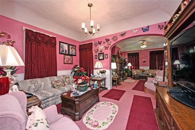 38 Neal Avenue, Dayton, OH 45405