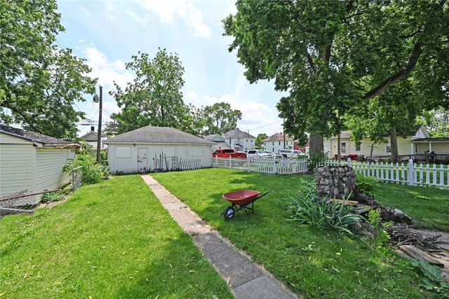 38 Neal Avenue, Dayton, OH 45405