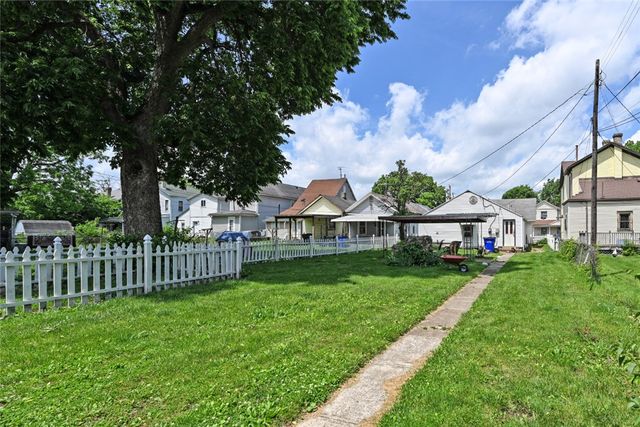 38 Neal Avenue, Dayton, OH 45405