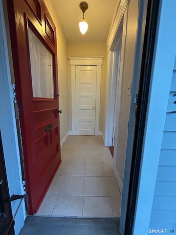 37 Pardee Place, New Haven, CT 06515