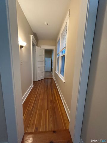 37 Pardee Place, New Haven, CT 06515
