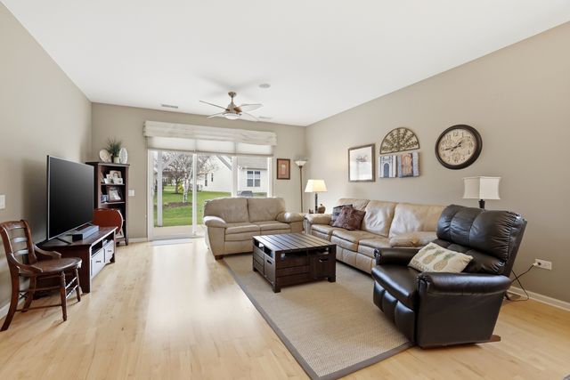 13478 Dakota Fields Drive, Huntley, IL 60142