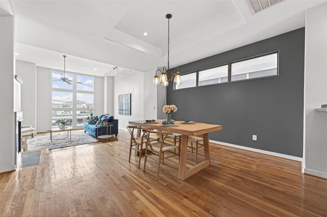 1729 Reinerman Street, Houston, TX 77007