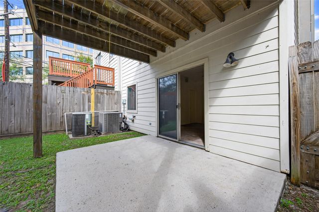 1729 Reinerman Street, Houston, TX 77007