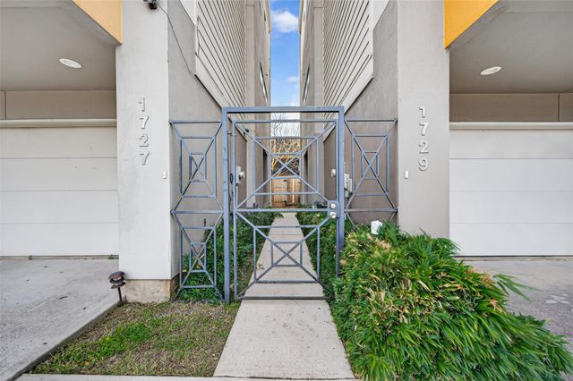 1729 Reinerman Street, Houston, TX 77007