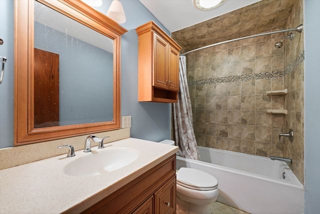 20 Roy Street, Fairhaven, MA 02719