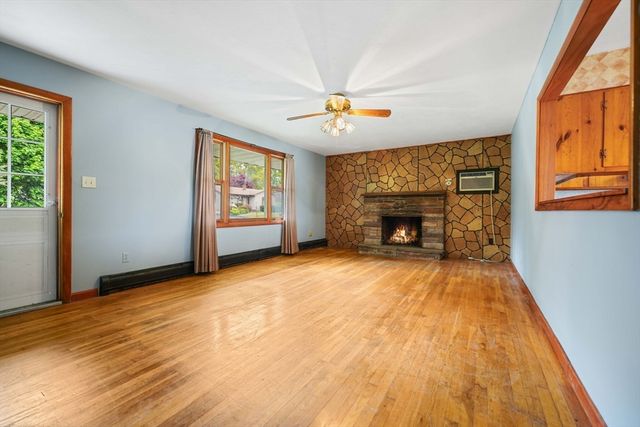 20 Roy Street, Fairhaven, MA 02719
