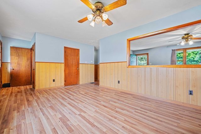 20 Roy Street, Fairhaven, MA 02719