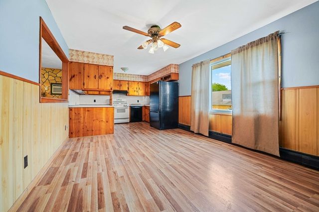 20 Roy Street, Fairhaven, MA 02719