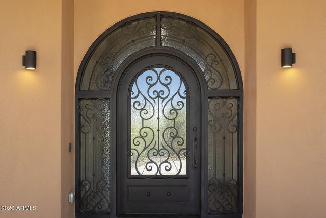 27172 N HAYDEN Road N, Scottsdale, AZ 85266