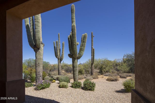 27172 N HAYDEN Road N, Scottsdale, AZ 85266