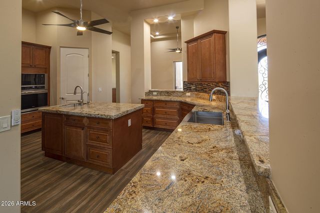 27172 N HAYDEN Road N, Scottsdale, AZ 85266