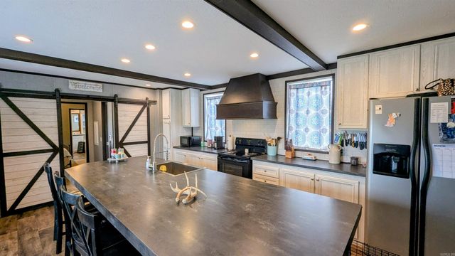 559 Lawrence Road 131 S, Black Rock, AR 72415