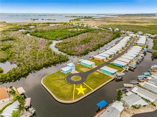 2970 Trawler LN, St. James City, FL 33956