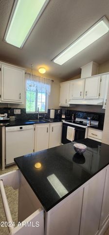 2233 E BEHREND Drive 41, Phoenix, AZ 85024