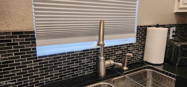 2233 E BEHREND Drive 41, Phoenix, AZ 85024
